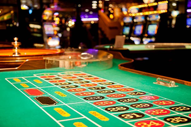 Live dealer blackjack table with HD video feed showing dealer and cards